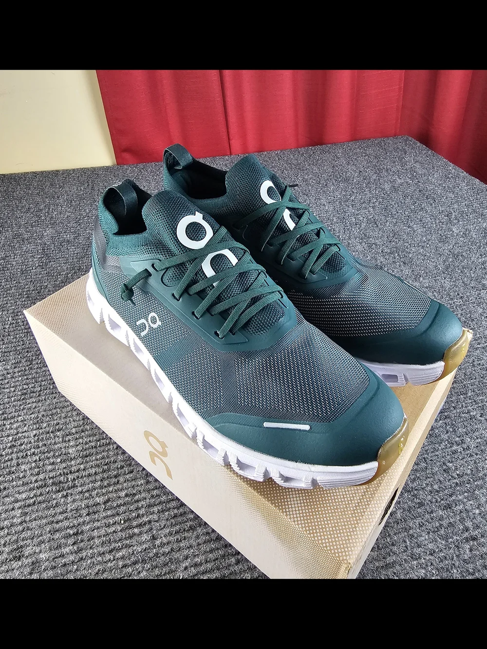 On Cloud 6 Versa Mens Dark Teal Lightweight Running Shoes New